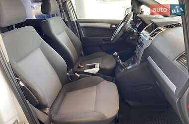 Минивэн Opel Zafira 2009 в 