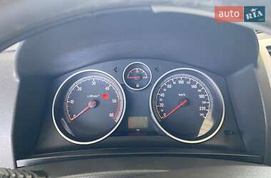 Минивэн Opel Zafira 2009 в 