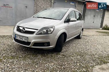 Минивэн Opel Zafira 2007 в Калуше