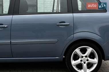 Минивэн Opel Zafira 2008 в 