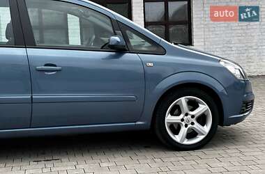 Минивэн Opel Zafira 2008 в 