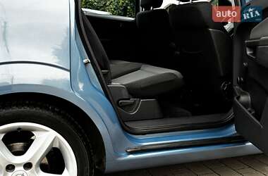 Минивэн Opel Zafira 2008 в 