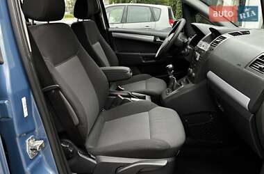 Минивэн Opel Zafira 2008 в 