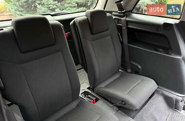 Мінівен Opel Zafira 2009 в  фото 25 Мінівен Opel Zafira 2009 в
