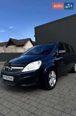 Минивэн Opel Zafira 2009 в Ивано-Франковске
