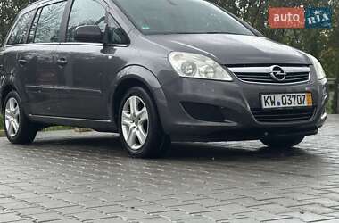 Мінівен Opel Zafira 2010 в Тернополі Мінівен Opel Zafira 2010 в Тернополі