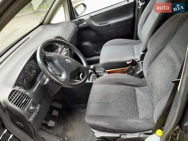 Минивэн Opel Zafira 2001 в Харькове фото 4 Минивэн Opel Zafira 2001 в Харькове