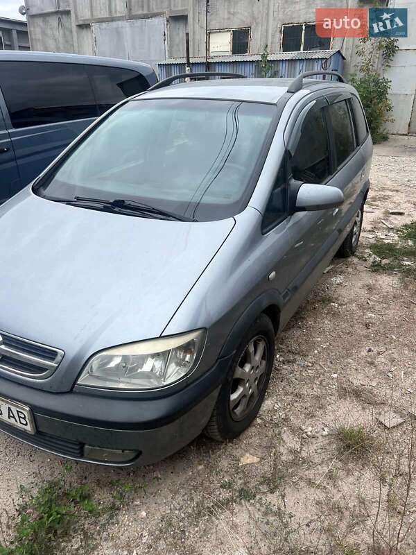 Opel Zafira 2003
