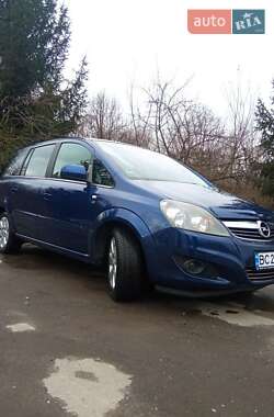 Минивэн Opel Zafira 2010 в 