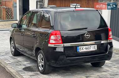 Минивэн Opel Zafira 2011 в 