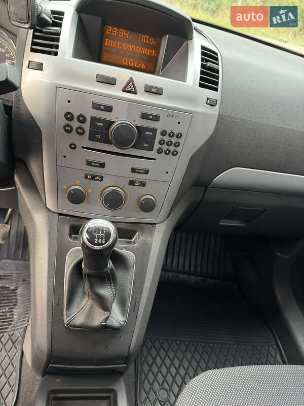 Минивэн Opel Zafira 2014 в Тересве фото 15 Минивэн Opel Zafira 2014 в Тересве