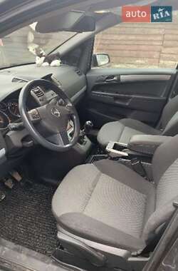 Минивэн Opel Zafira 2007 в 