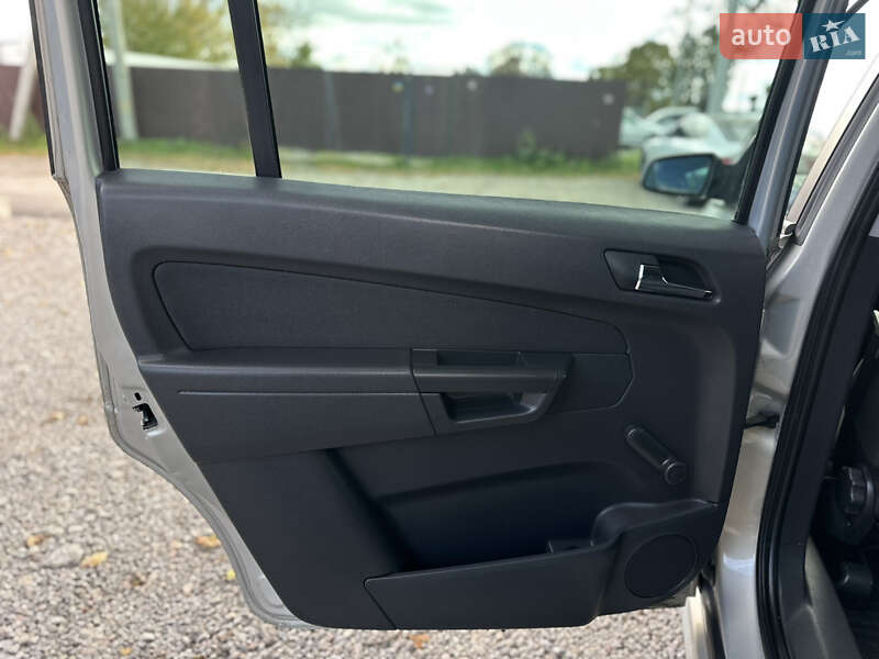 Минивэн Opel Zafira 2008 в Виннице фото 36 Минивэн Opel Zafira 2008 в Виннице