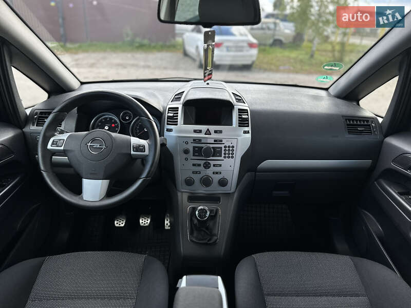 Минивэн Opel Zafira 2008 в Виннице фото 56 Минивэн Opel Zafira 2008 в Виннице
