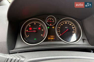 Минивэн Opel Zafira 2013 в 