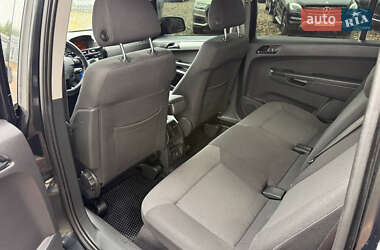 Минивэн Opel Zafira 2013 в 
