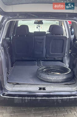Минивэн Opel Zafira 2005 в  фото 35 Минивэн Opel Zafira 2005 в
