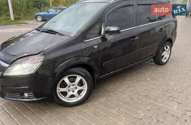 Минивэн Opel Zafira 2005 в  фото 41 Минивэн Opel Zafira 2005 в