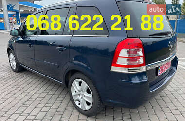 Минивэн Opel Zafira 2011 в Белой Церкви