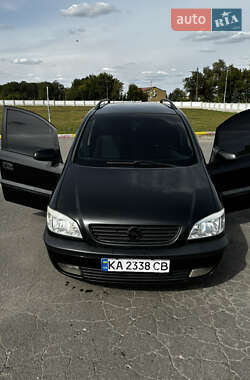 Минивэн Opel Zafira 2002 в Виннице