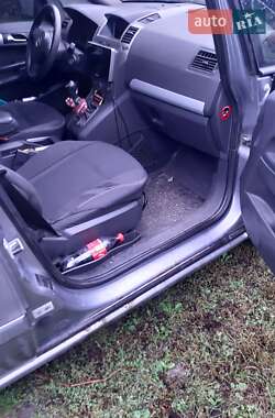 Минивэн Opel Zafira 2006 в Шептицькому