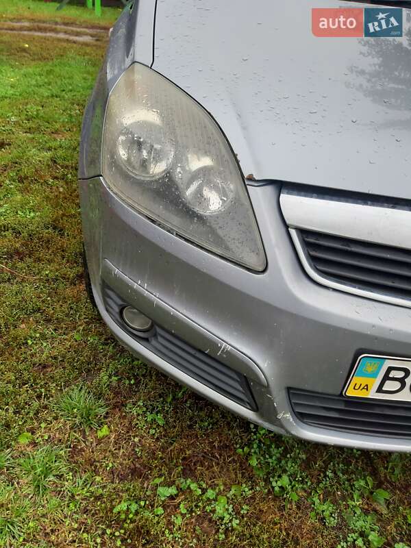 Минивэн Opel Zafira 2006 в Шептицькому
