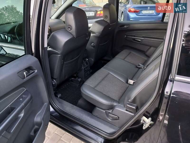 Минивэн Opel Zafira 2009 в Могилев-Подольске фото 22 Минивэн Opel Zafira 2009 в Могилев-Подольске
