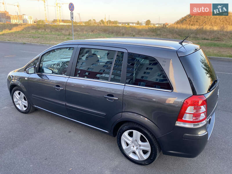 Мінівен Opel Zafira 2009 в Вінниці