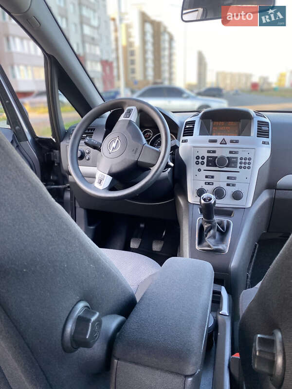 Мінівен Opel Zafira 2009 в Вінниці