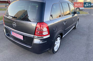 Минивэн Opel Zafira 2009 в 