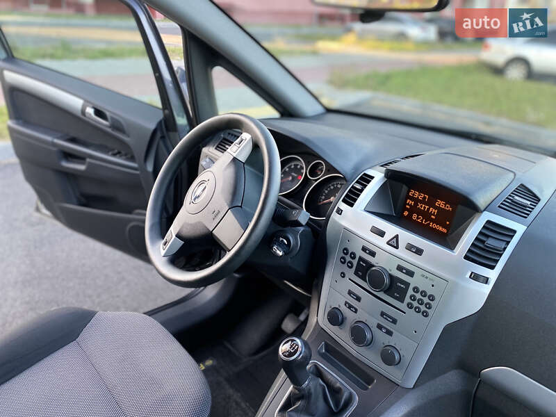 Мінівен Opel Zafira 2009 в Вінниці