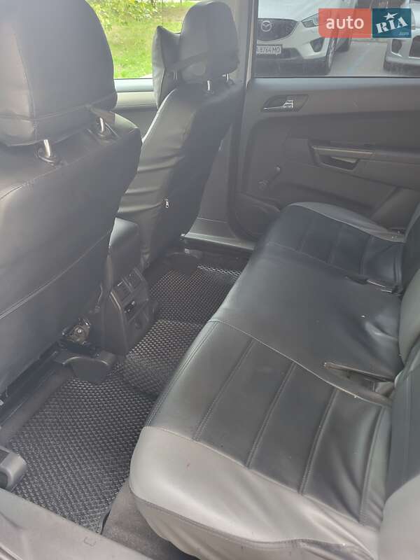 Мінівен Opel Zafira 2011 в Києві