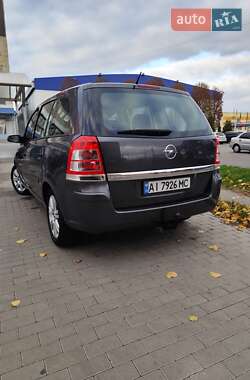 Мінівен Opel Zafira 2009 в 