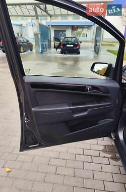 Мінівен Opel Zafira 2009 в 