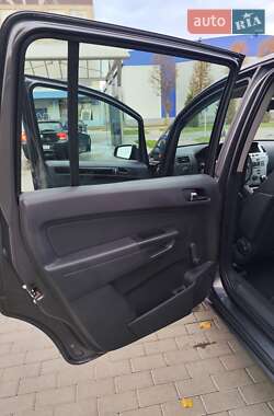 Мінівен Opel Zafira 2009 в 