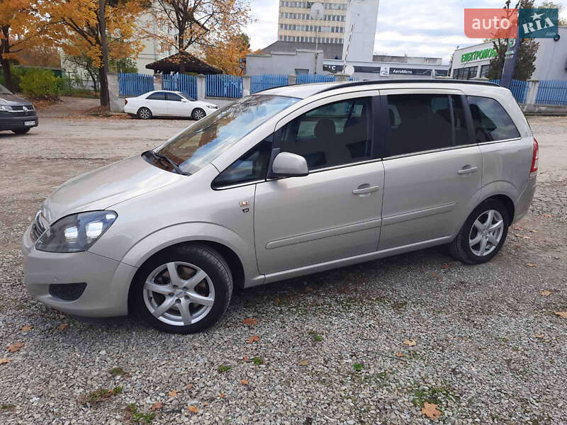 Минивэн Opel Zafira 2010 в Калуше фото 8 Минивэн Opel Zafira 2010 в Калуше