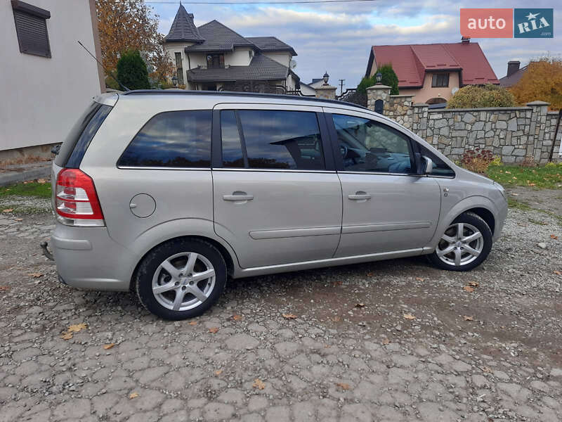 Минивэн Opel Zafira 2010 в Калуше фото 18 Минивэн Opel Zafira 2010 в Калуше