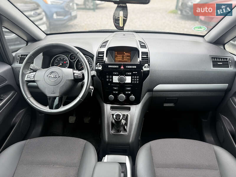 Минивэн Opel Zafira 2011 в Виннице фото 10 Минивэн Opel Zafira 2011 в Виннице