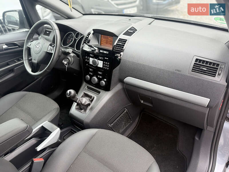 Минивэн Opel Zafira 2011 в Виннице фото 16 Минивэн Opel Zafira 2011 в Виннице
