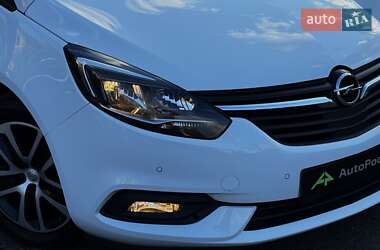 Минивэн Opel Zafira 2018 в 