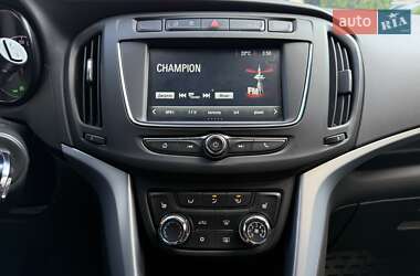 Минивэн Opel Zafira 2018 в 