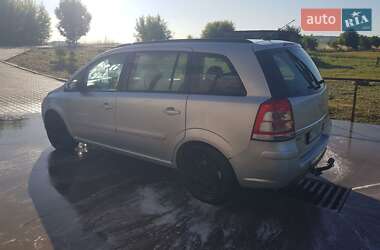 Минивэн Opel Zafira 2009 в 