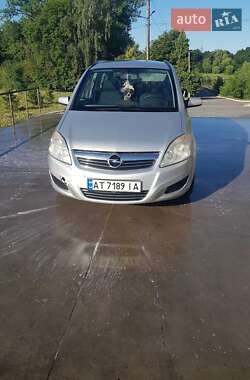 Минивэн Opel Zafira 2009 в 