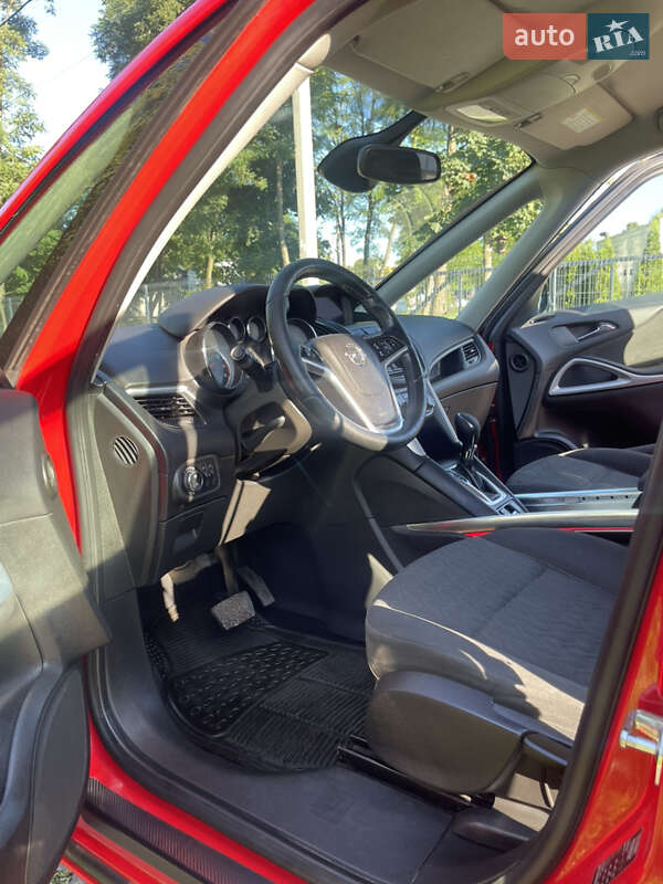 Мінівен Opel Zafira 2014 в Львові