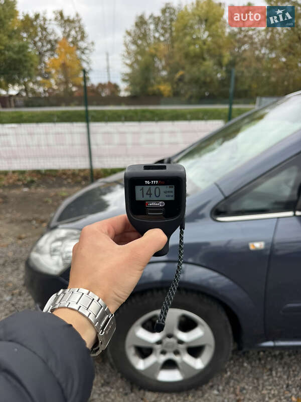 Минивэн Opel Zafira 2009 в Умани