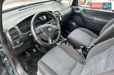 Минивэн Opel Zafira 2000 в Умани