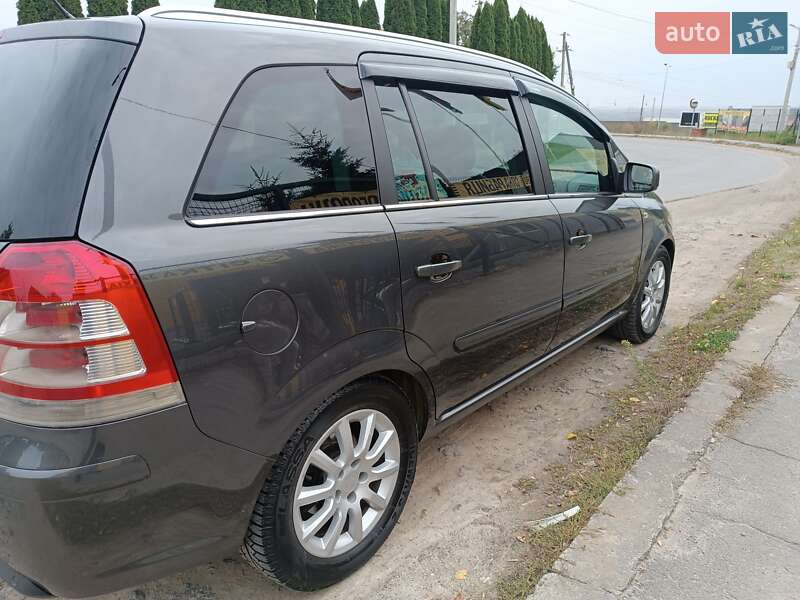 Минивэн Opel Zafira 2011 в Шаргороде фото 6 Минивэн Opel Zafira 2011 в Шаргороде
