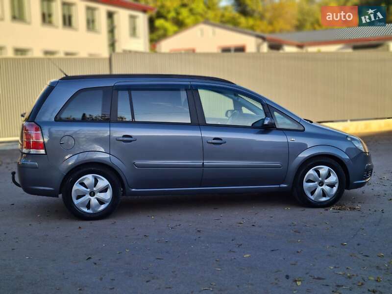 Мінівен Opel Zafira 2006 в Житомирі