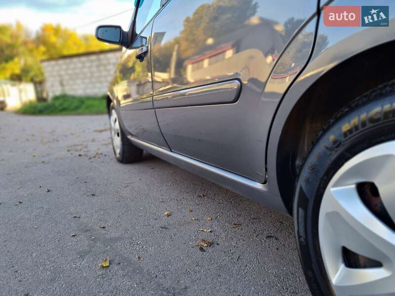 Мінівен Opel Zafira 2006 в Житомирі