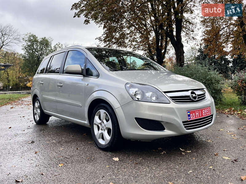 Мінівен Opel Zafira 2011 в Білій Церкві фото 2 Мінівен Opel Zafira 2011 в Білій Церкві